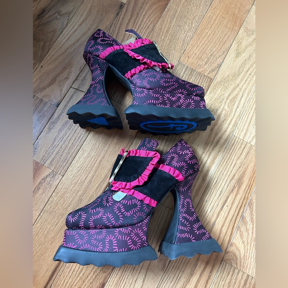John Fluevog x Zandra Rhodes Platform Heel
